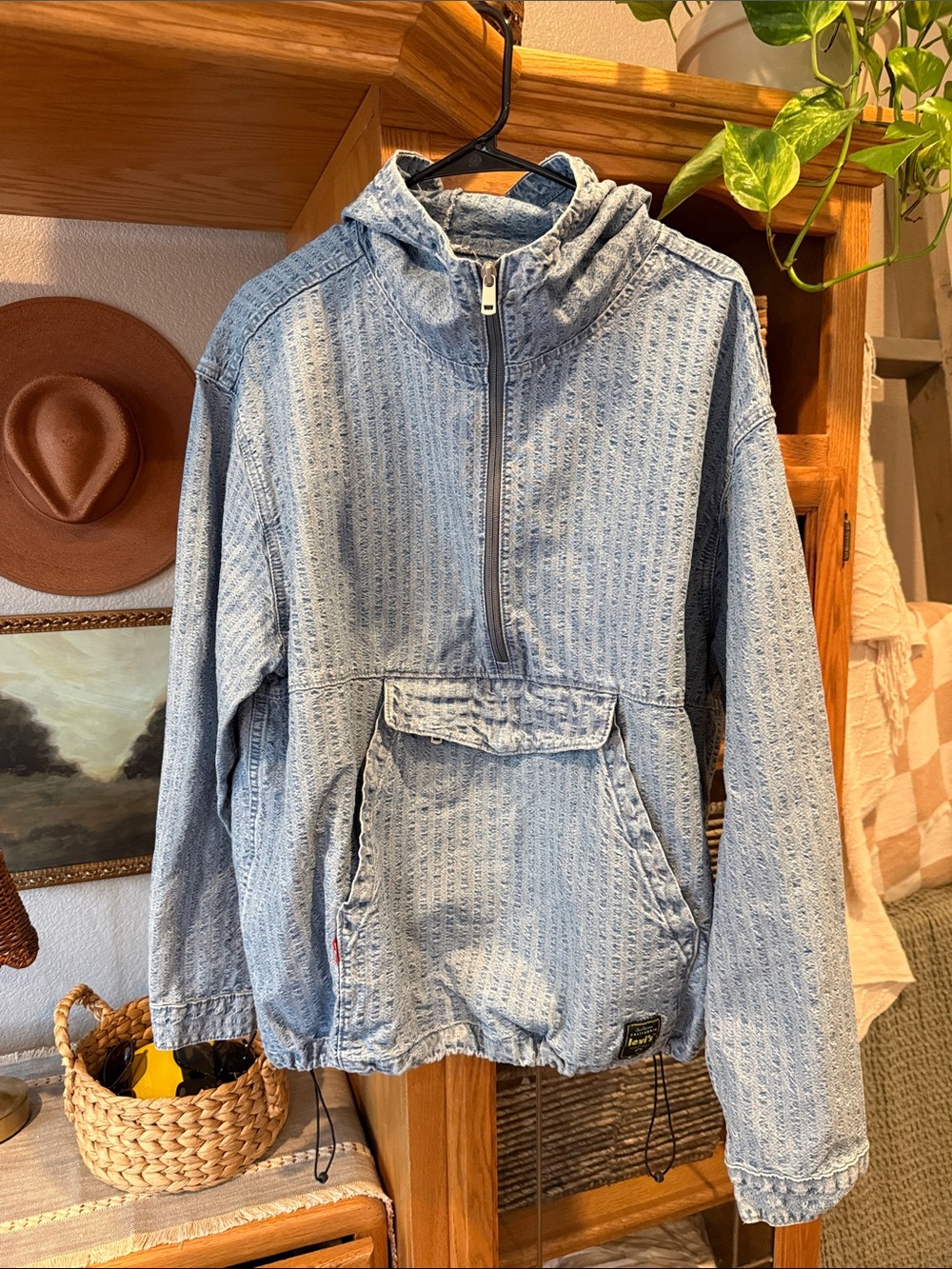 Levi’s Premium Sutro Anorak-seersucker denim